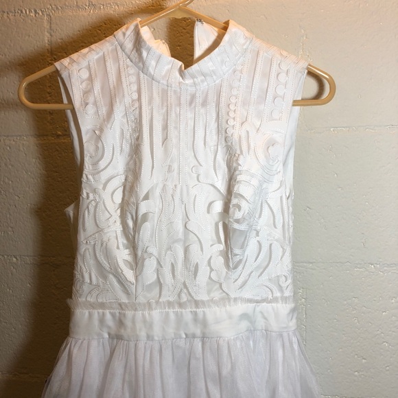 🥂 BEBE White Dress Brand New - Picture 4 of 5